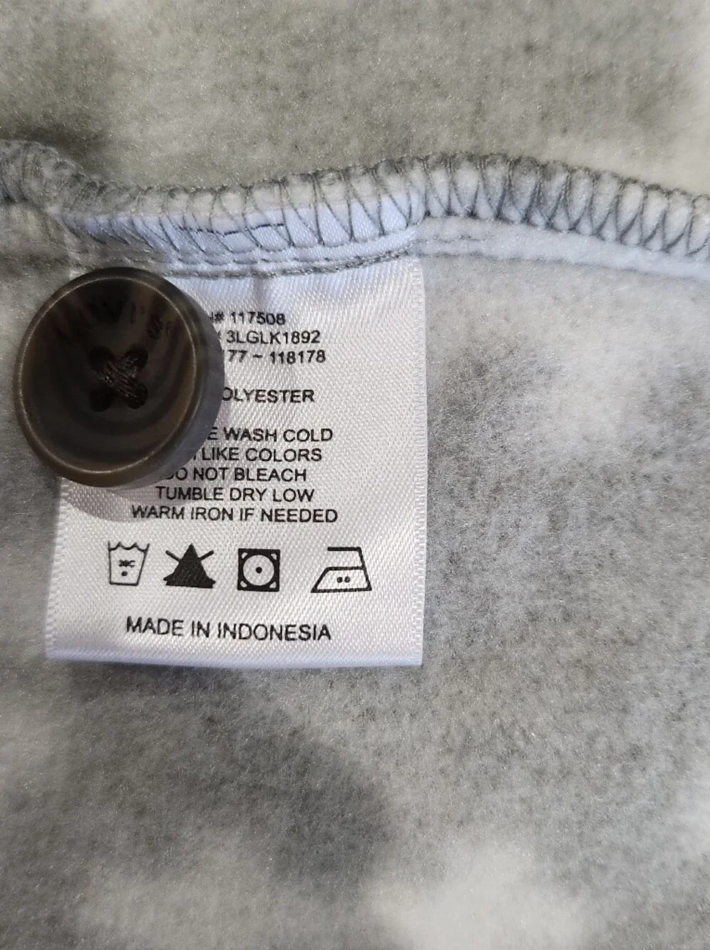 Levi's Stowe Southwestern Aztec  Gray and White Patterned Knit Cardigan Suze L - Picture 7 of 10